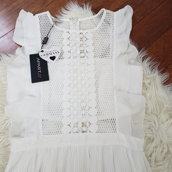 NWT White Bandeau Cut-Out Gown - Picture 9 of 11